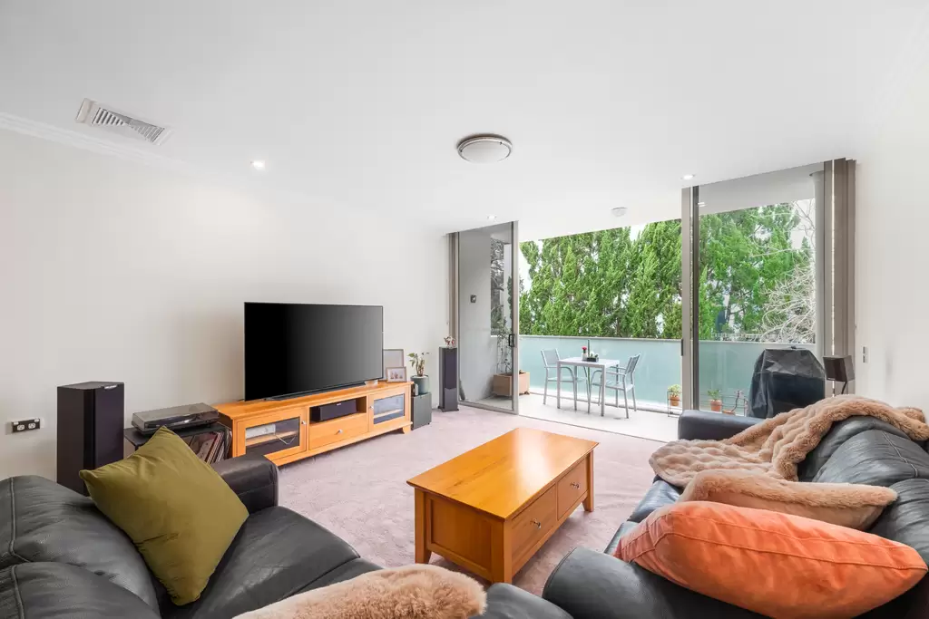 32/30-34 Stanley Street, St Ives Sold by Chan Yahl