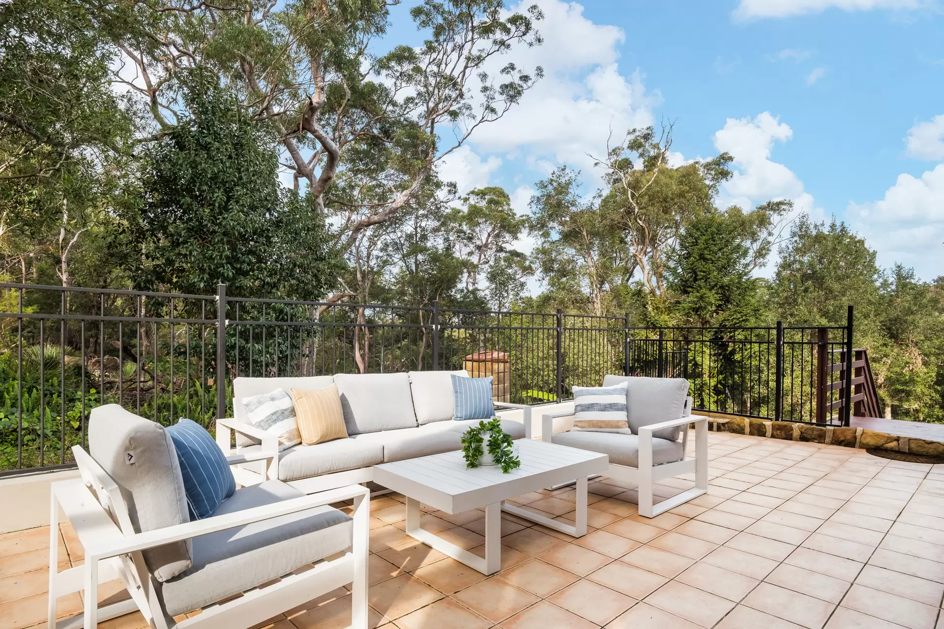 19 Fairlight Avenue, East Killara Auction by Chan Yahl - image 35
