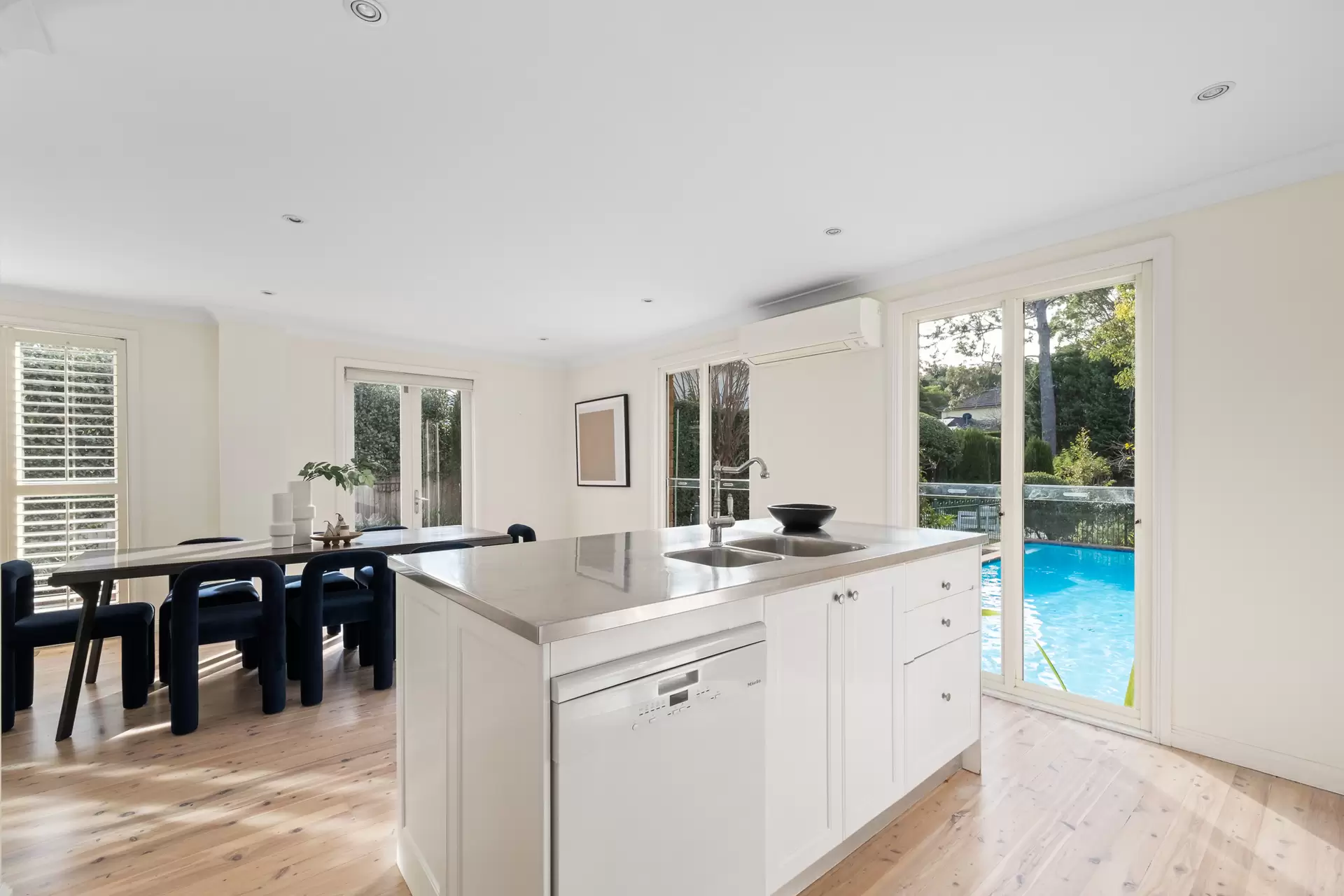36 The Chase Road, Turramurra Auction by Chan Yahl - image 10