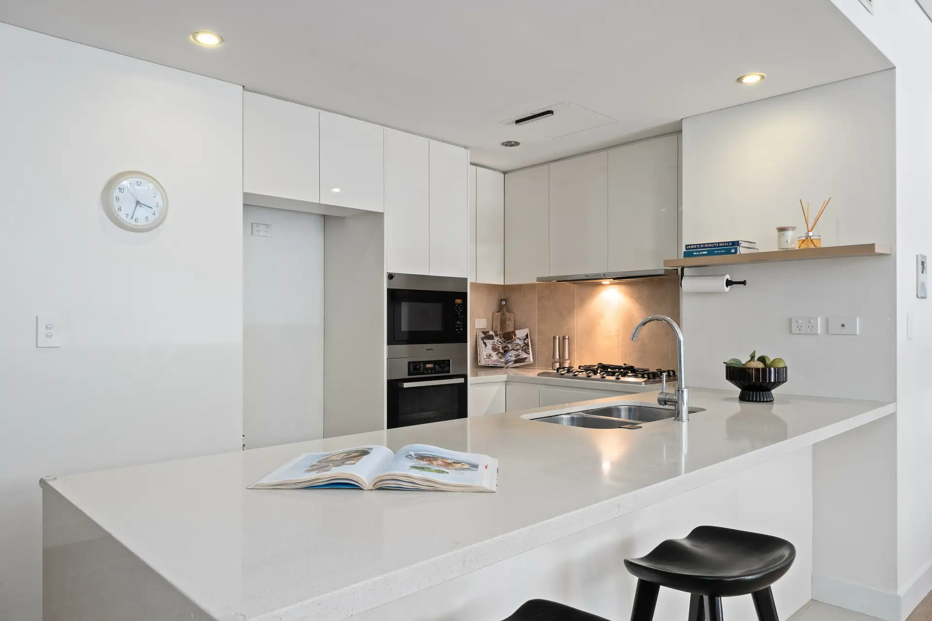 206/2-8 Bruce Avenue, Killara Sold by Chan Yahl - image 5