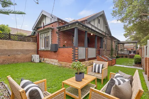 1 Tulip Street, Chatswood Sold by Chan Yahl