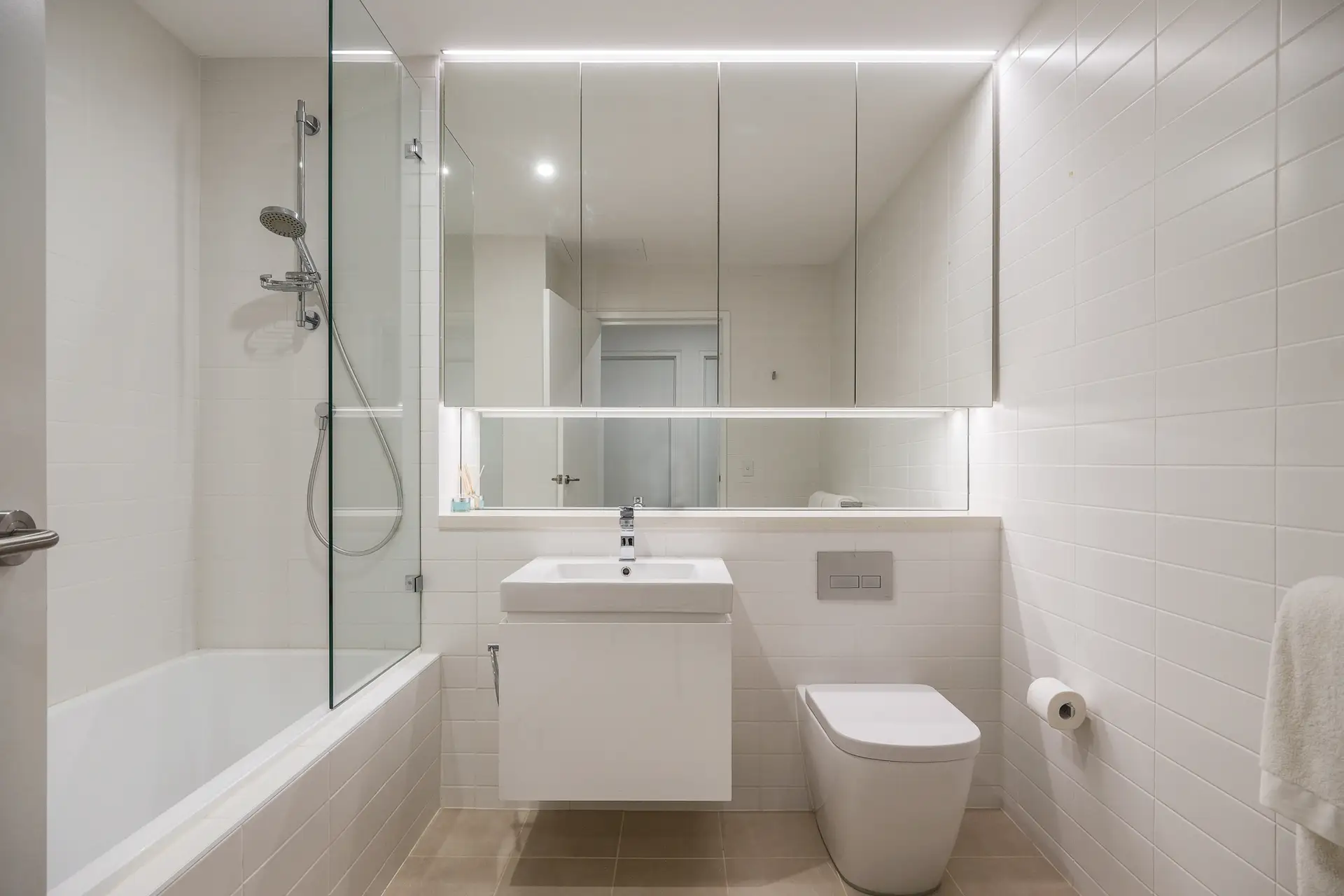 11/8 Shout Ridge, Lindfield Sold by Chan Yahl - image 13