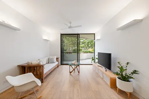 11/8 Shout Ridge, Lindfield Sold by Chan Yahl