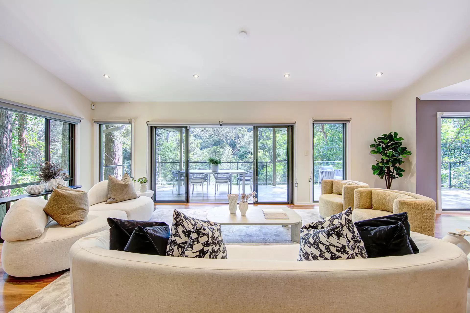 25 Cooper Crescent, Wahroonga Sold by Chan Yahl - image 2