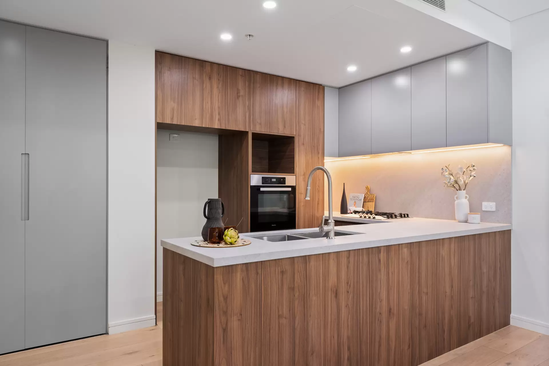 405/9 Lorne Avenue, Killara Sold by Chan Yahl - image 5