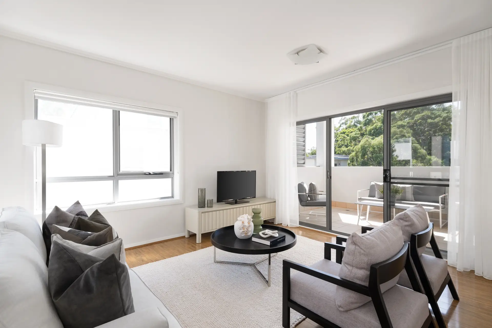 20/6-8 Culworth Avenue, Killara Sold by Chan Yahl - image 4