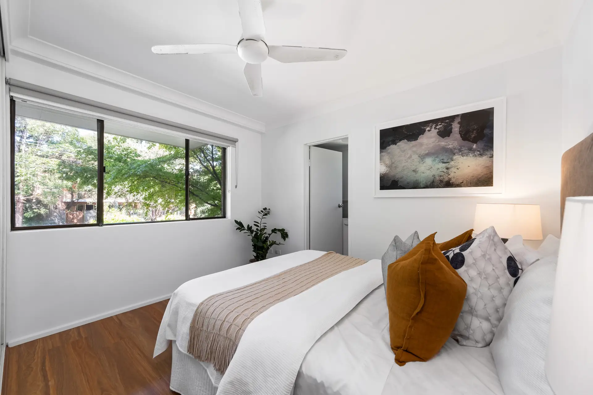 1/41-45 Broughton Road, Artarmon Sold by Chan Yahl - image 6