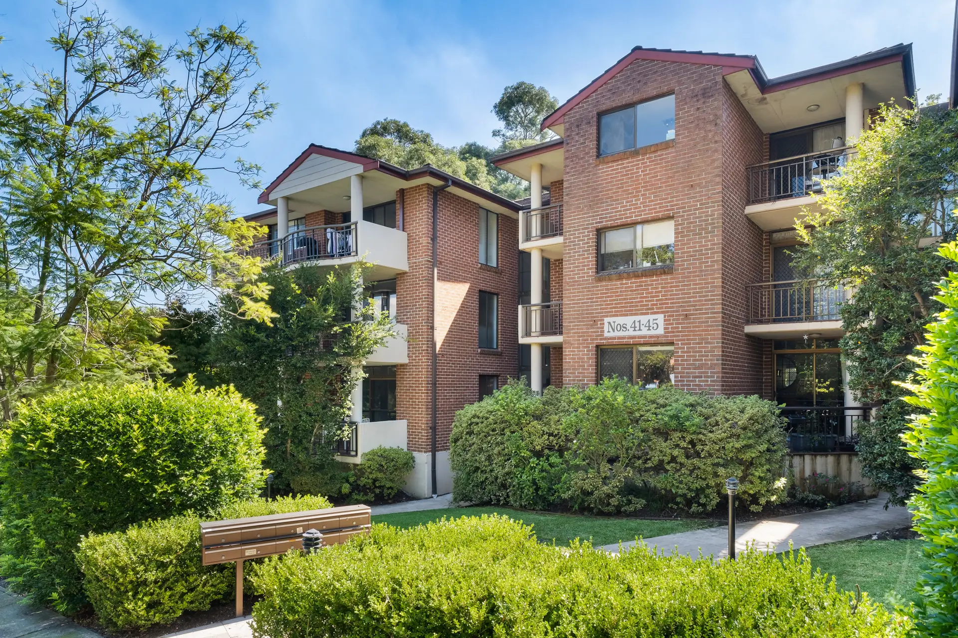 1/41-45 Broughton Road, Artarmon Sold by Chan Yahl - image 10