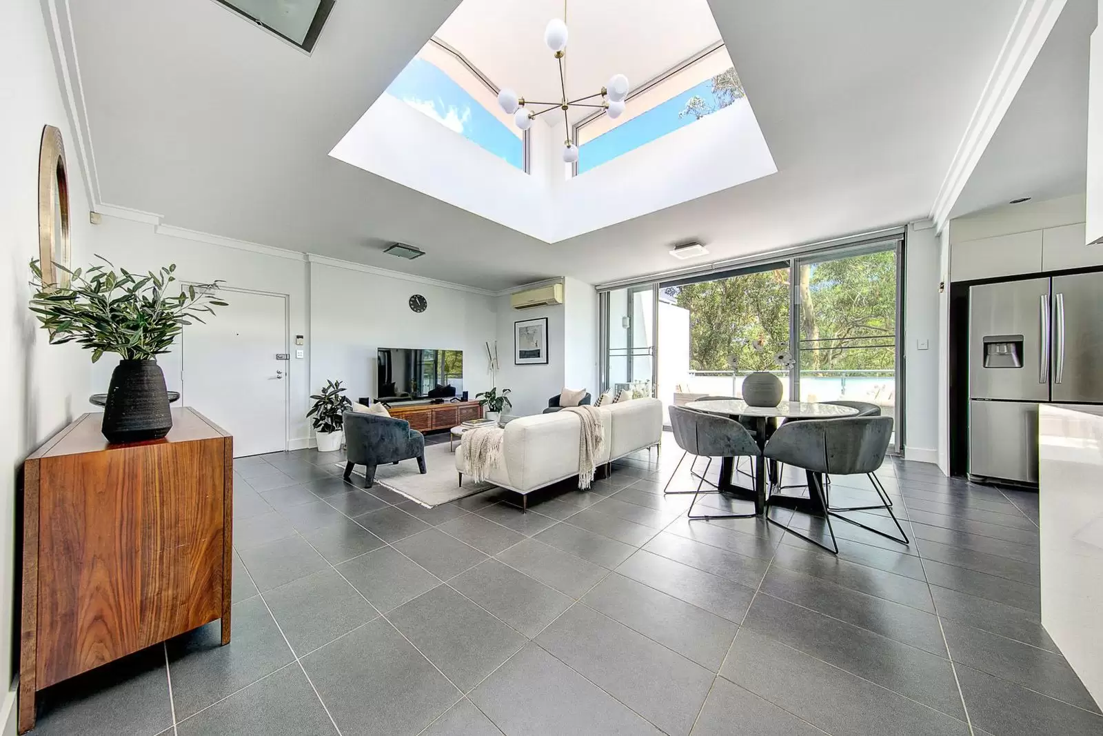 42/2-4 Finlay Road, Turramurra Sold by Chan Yahl - image 4