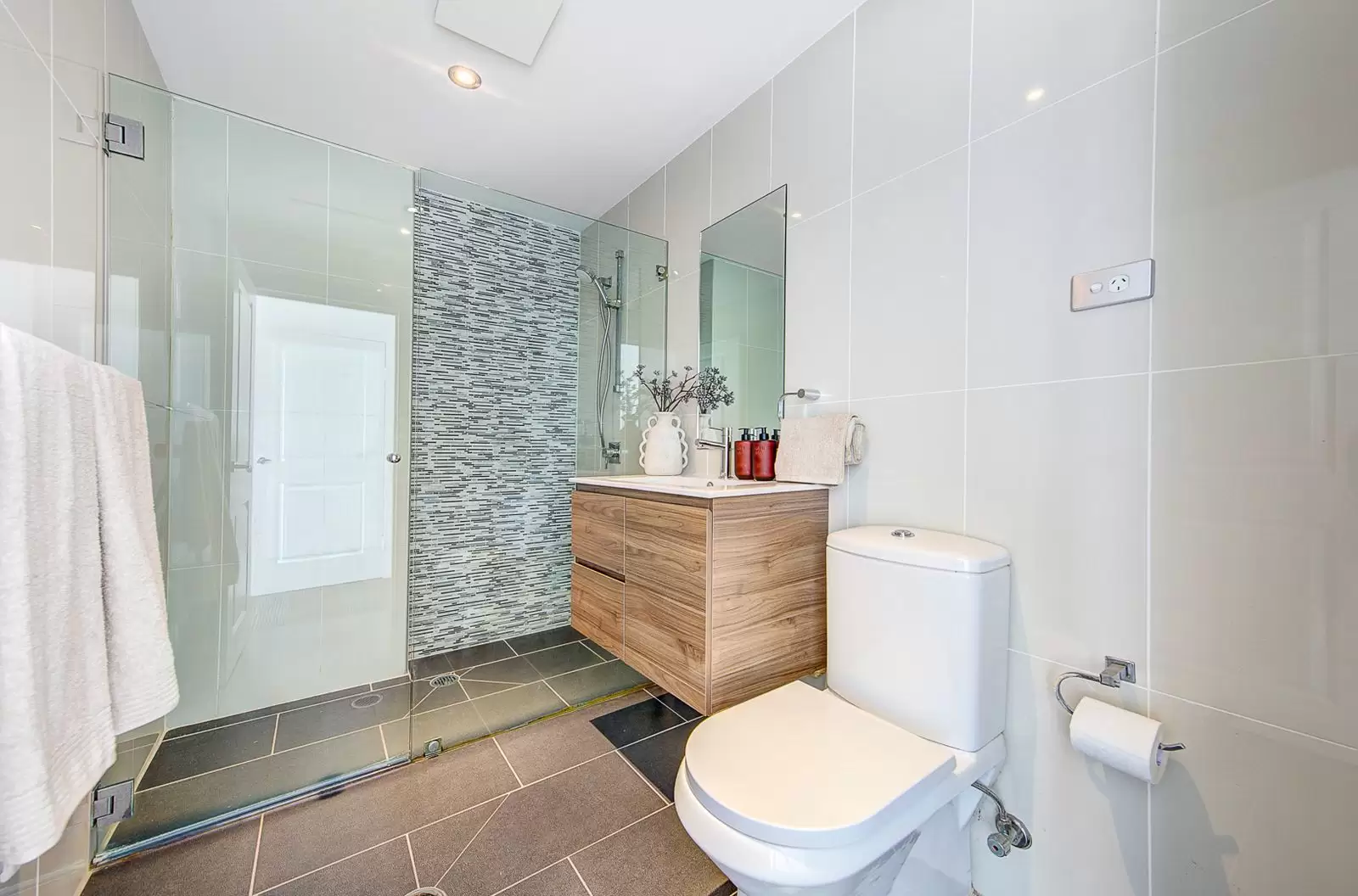 42/2-4 Finlay Road, Turramurra Sold by Chan Yahl - image 10