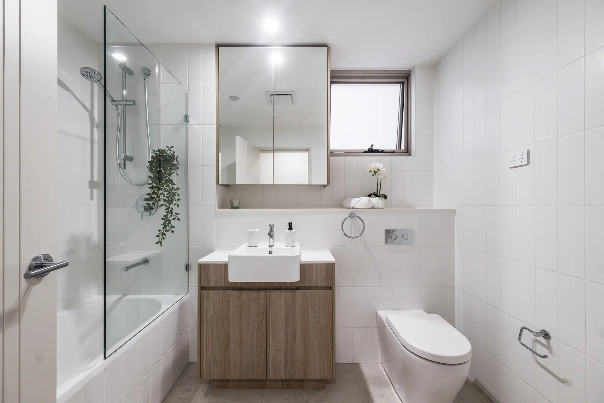 201/12 Shinfield Avenue, St Ives Sold by Chan Yahl - image 8