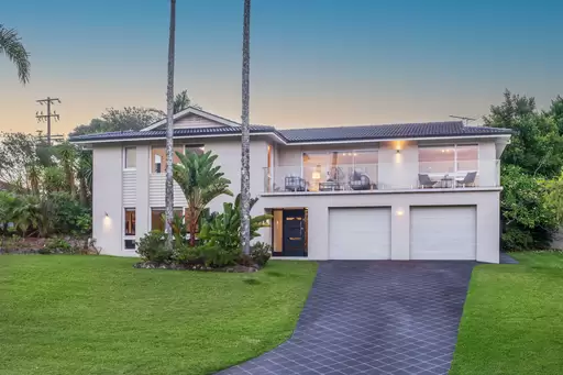 4 Hillside Avenue, St Ives Auction by Chan Yahl