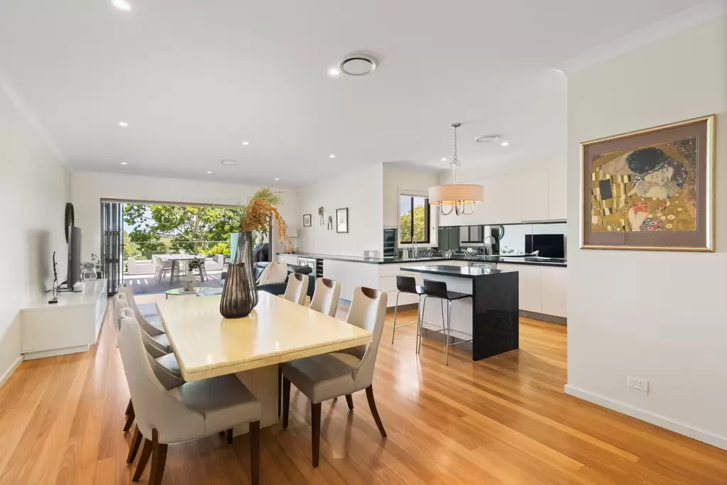 8/22 Cowan Road, St Ives Auction by Chan Yahl