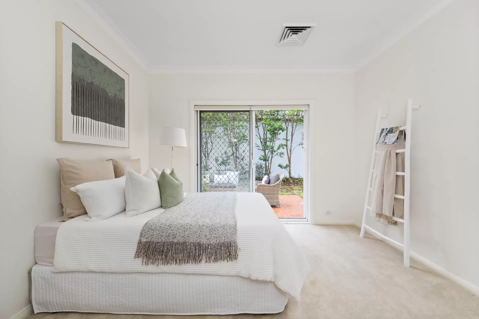 8 Cates Place, St Ives Auction by Chan Yahl - image 9