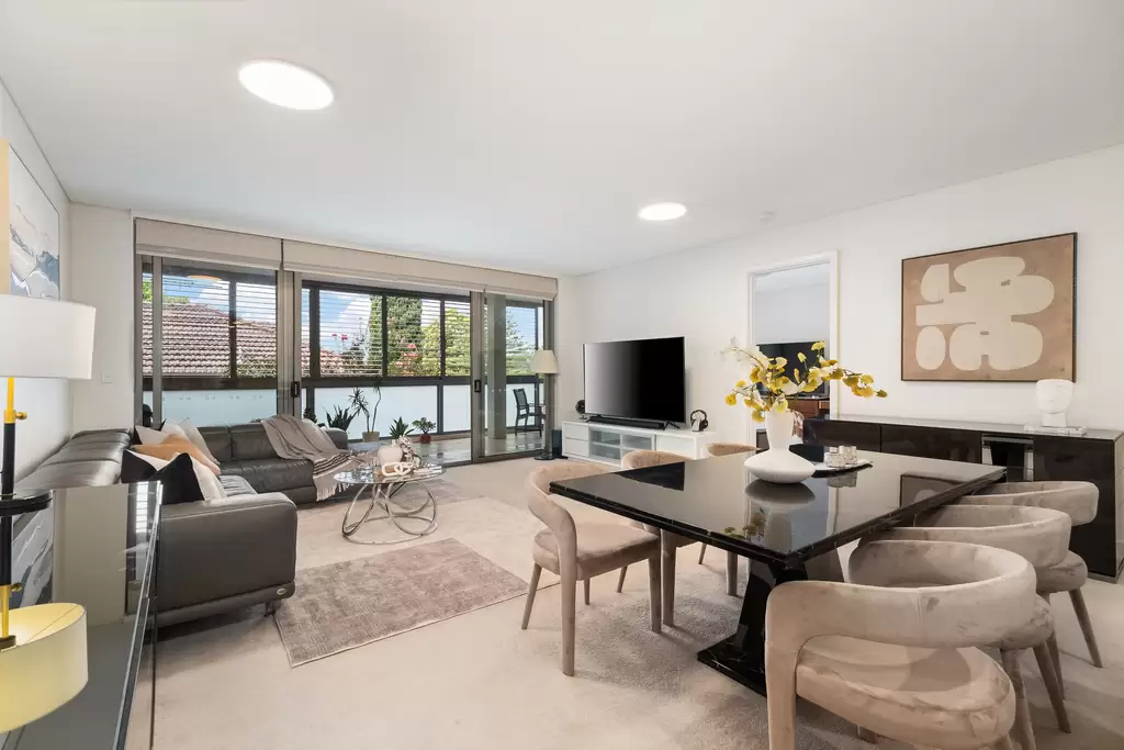 816/2-8 Bruce Avenue, Killara Sold by Chan Yahl