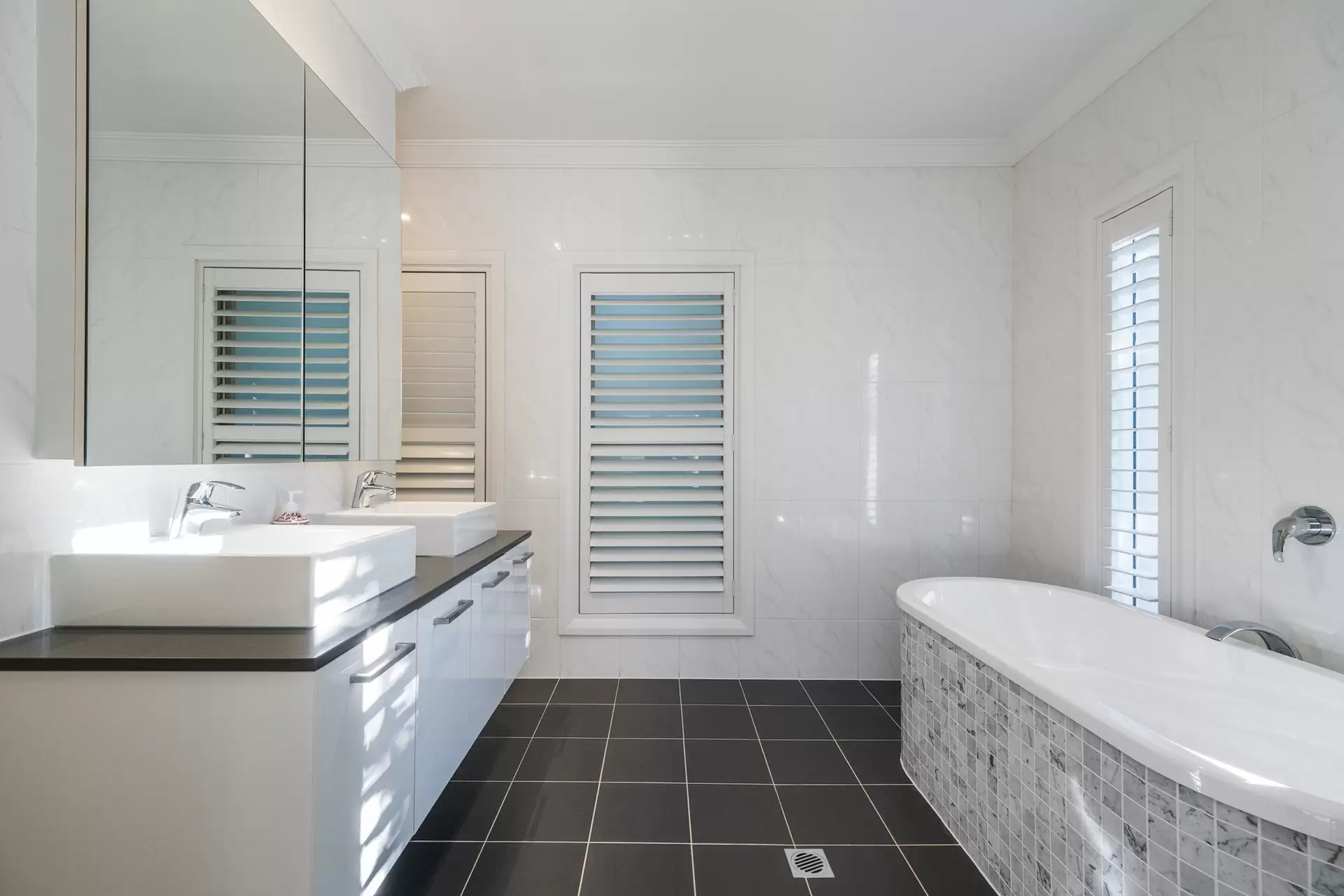 6 Fitzroy Avenue, Pymble Sold by Chan Yahl - image 22