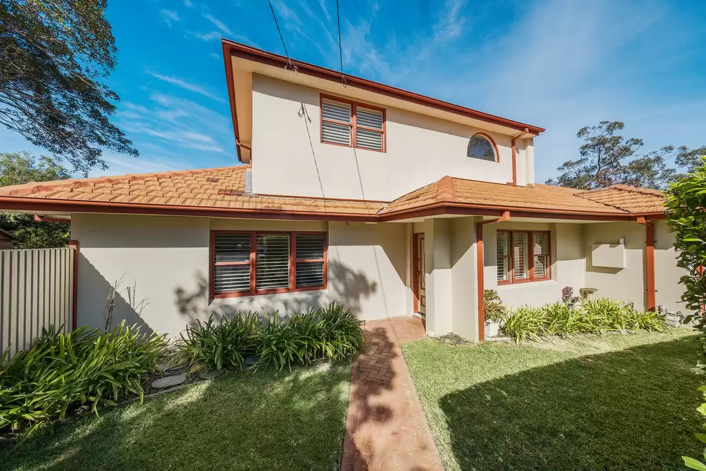 202A Fullers Road, Chatswood Auction by Chan Yahl