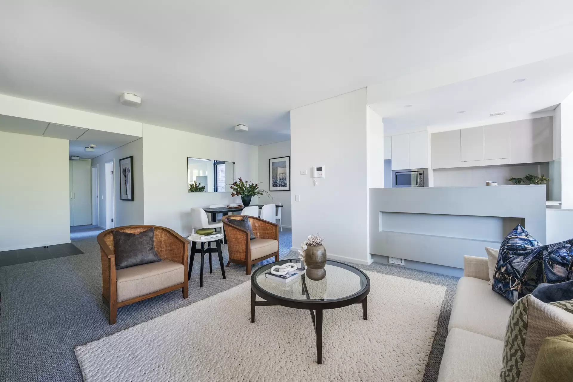 32/2 Marshall Avenue, Warrawee Auction by Chan Yahl - image 4
