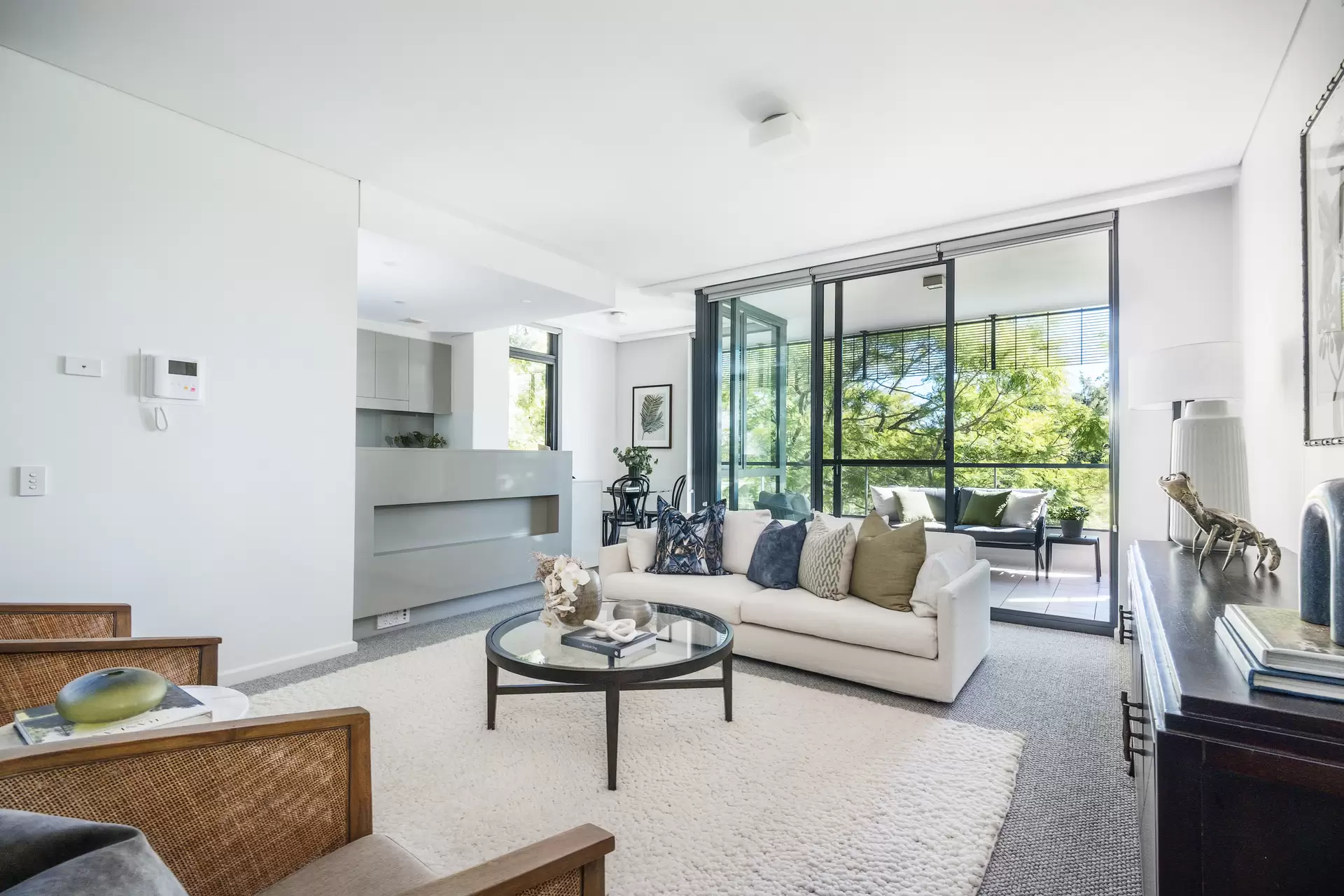 32/2 Marshall Avenue, Warrawee Auction by Chan Yahl - image 1