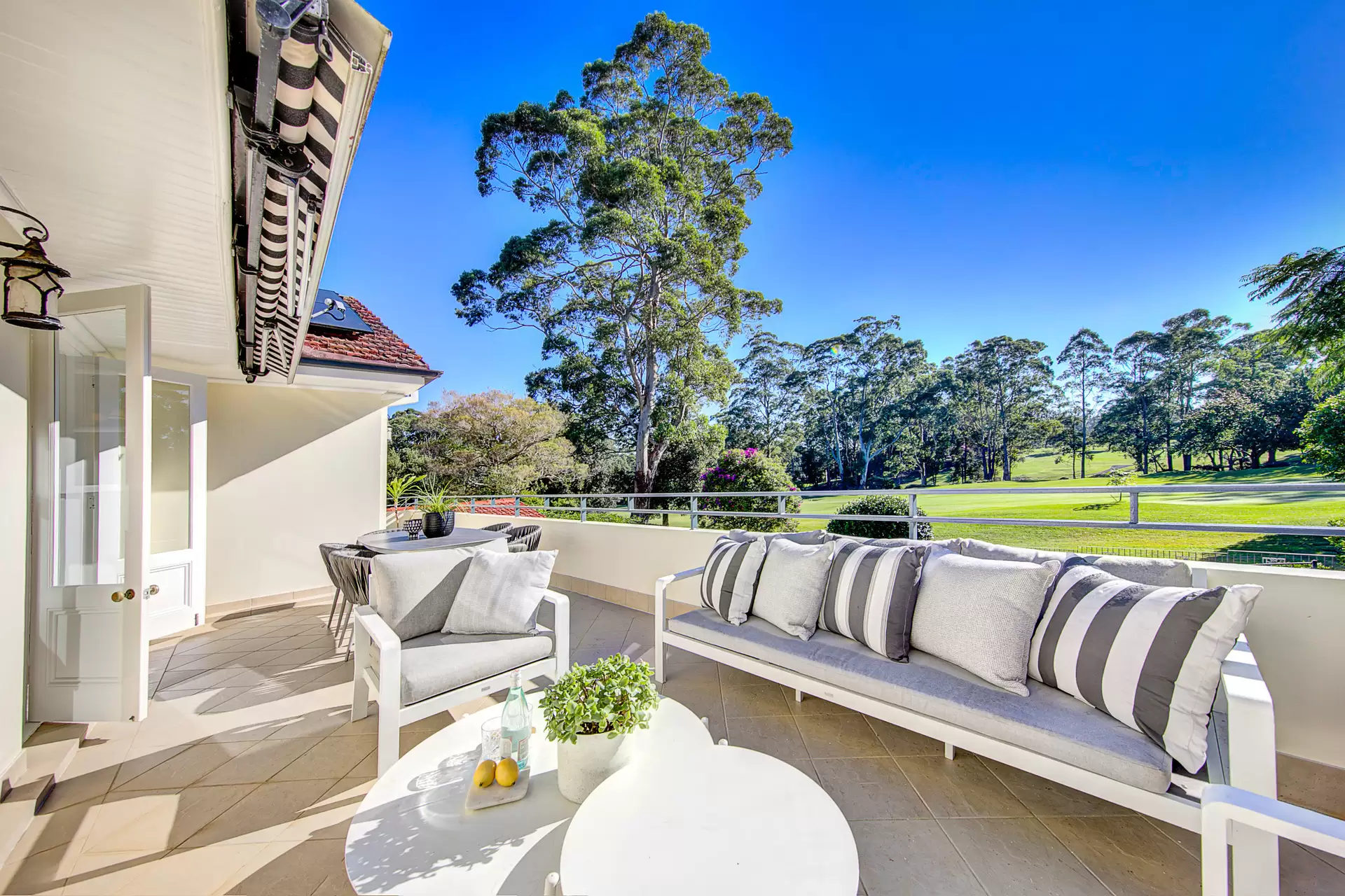 2/93 Pentecost Avenue, Pymble Auction by Chan Yahl