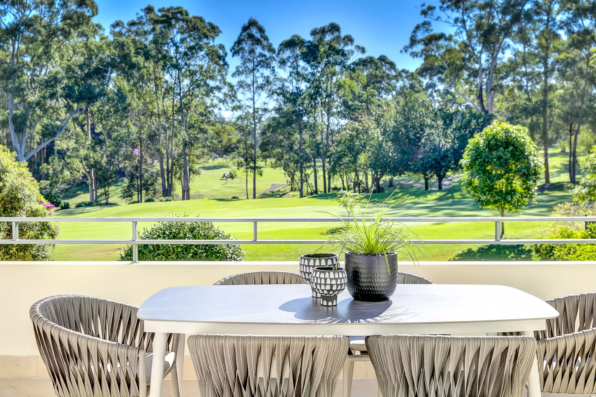 2/93 Pentecost Avenue, Pymble Auction by Chan Yahl - image 2