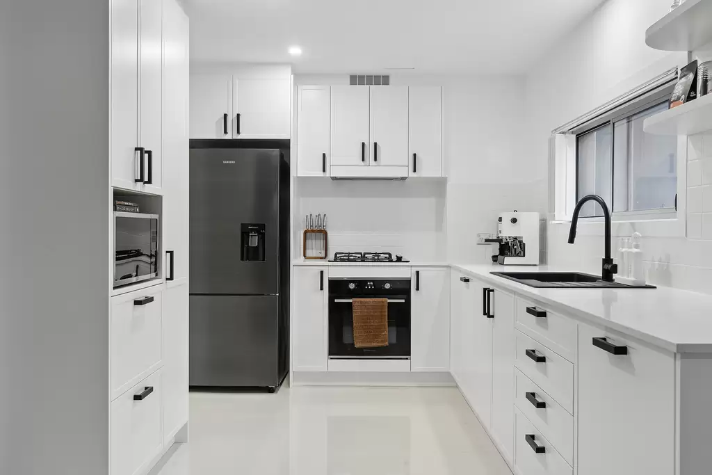 50/5-15 Balmoral Street, Waitara For Lease by Chan Yahl