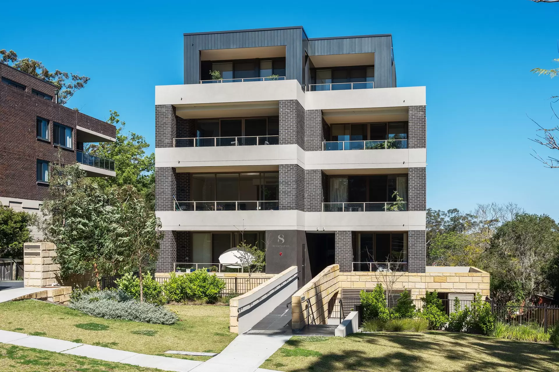 22/8 Buckingham Road, Killara Auction by Chan Yahl - image 16