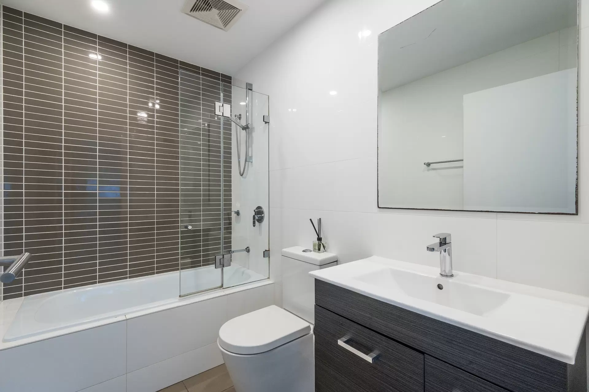 2103/177 Mona Vale Road, St Ives For Sale by Chan Yahl - image 5