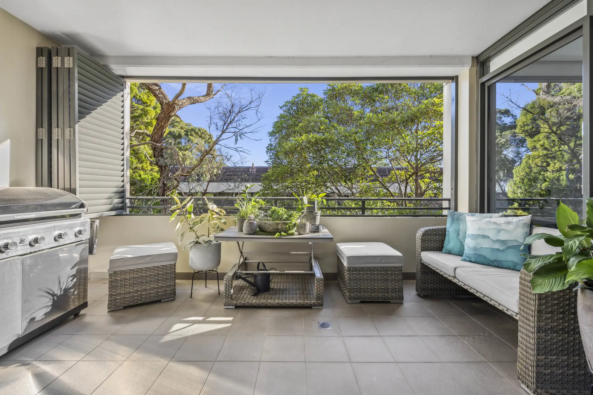 A303/1-9 Buckingham Road, Killara Sold by Chan Yahl - image 2