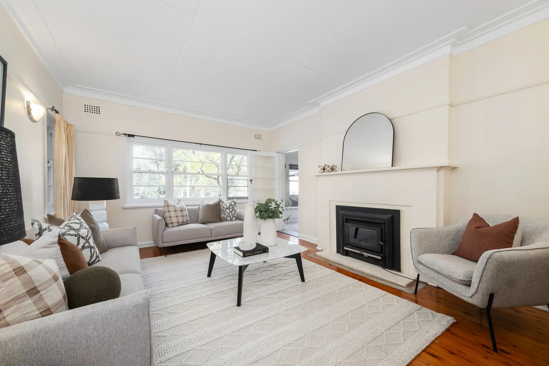 3/1 Marian Street, Killara Sold by Chan Yahl - image 1