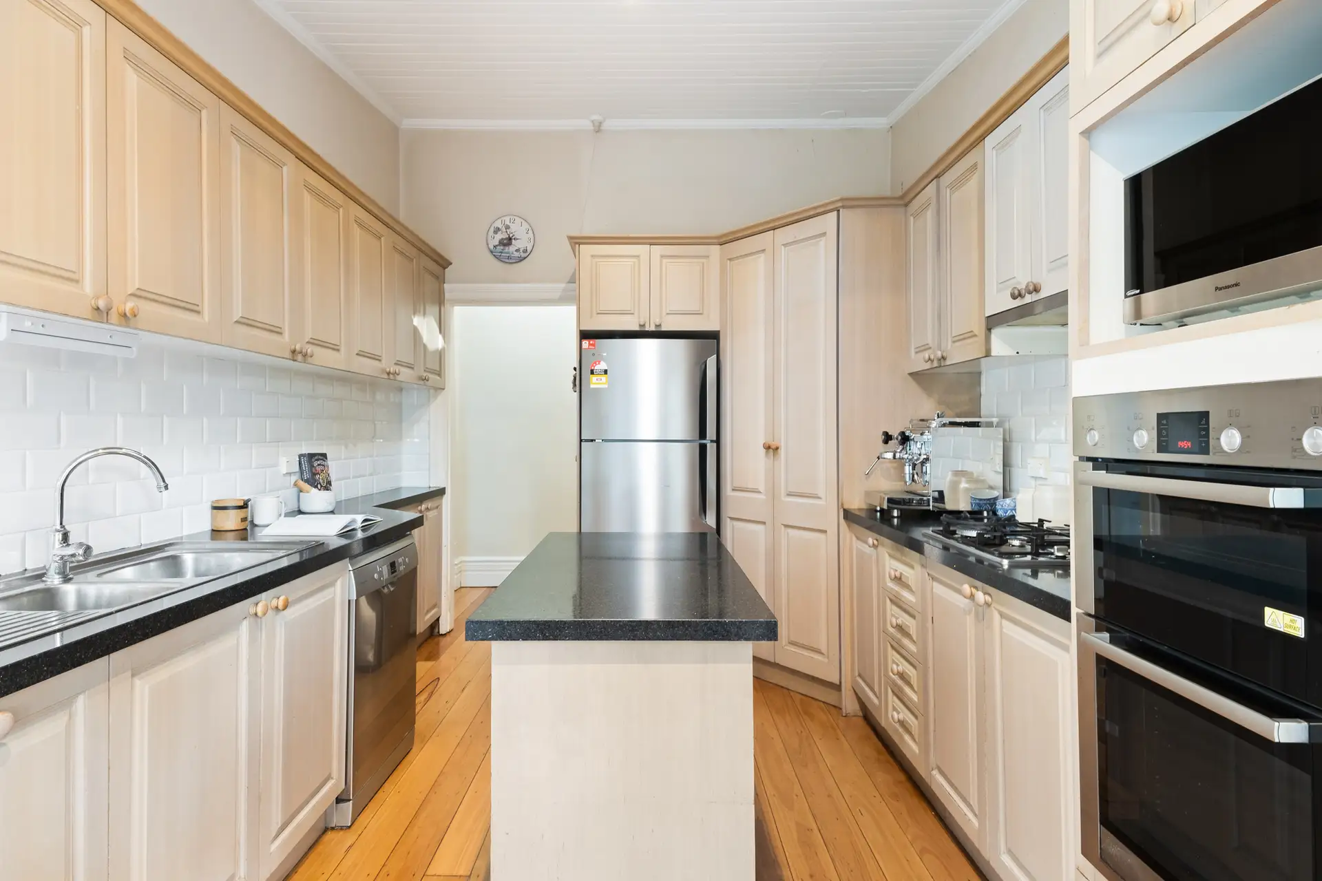 6 Burgoyne Street, Gordon Sold by Chan Yahl - image 8