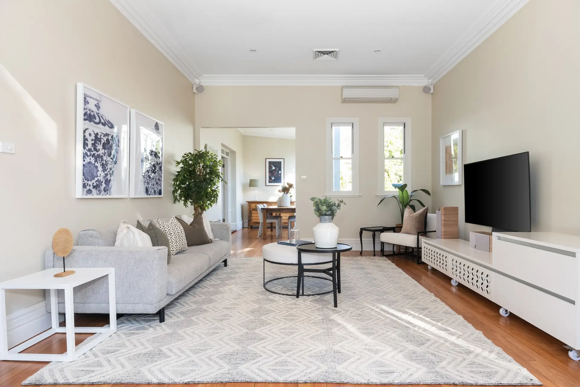 6 Burgoyne Street, Gordon Sold by Chan Yahl - image 2