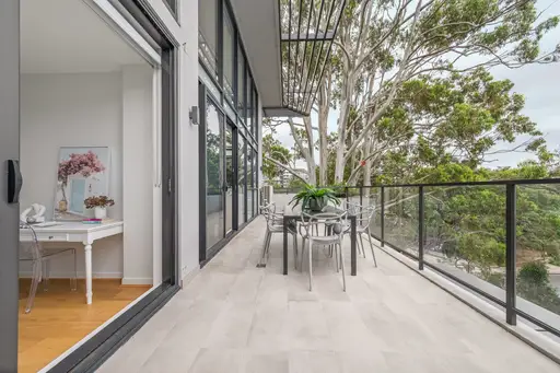 38/12 Park Avenue, Waitara Sold by Chan Yahl