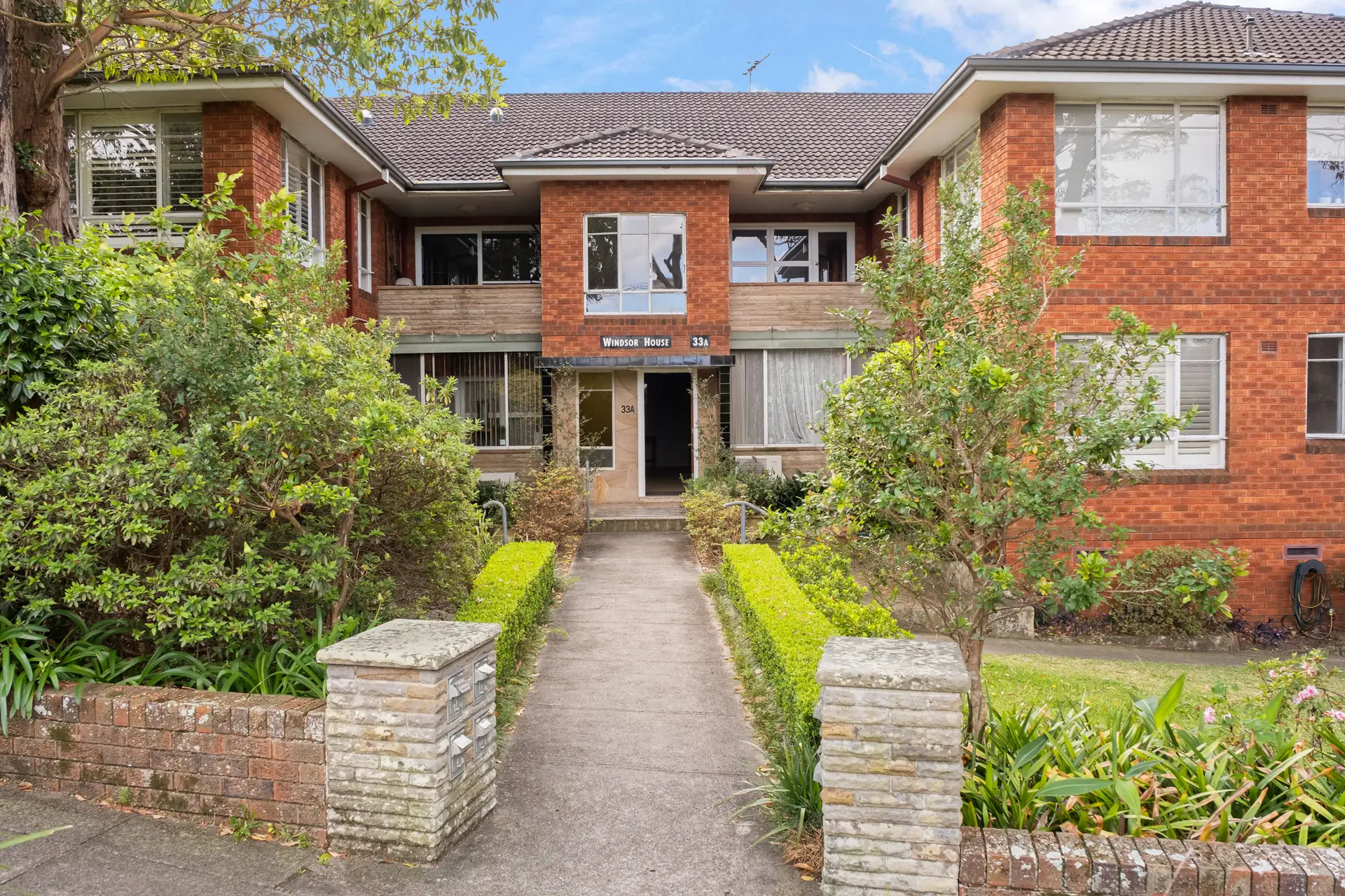 2/33A Lorne Avenue, Killara Sold by Chan Yahl - image 19