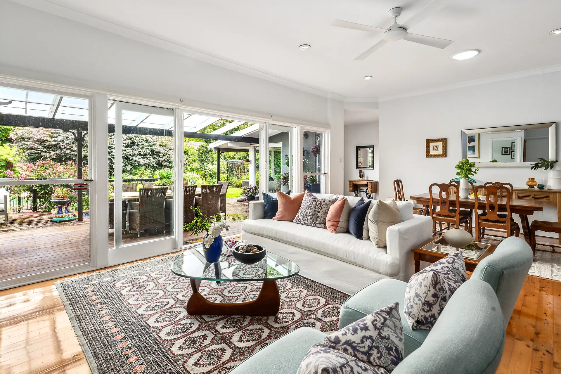 14 Winton Street, Warrawee Sold by Chan Yahl - image 1