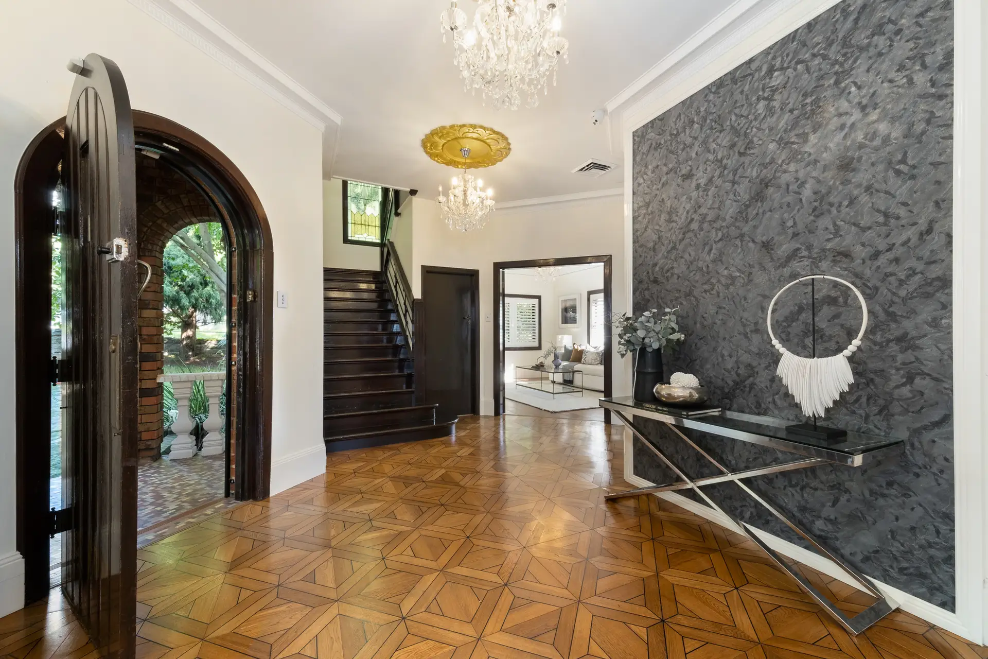 73 Archbold Road, East Lindfield Sold by Chan Yahl - image 4