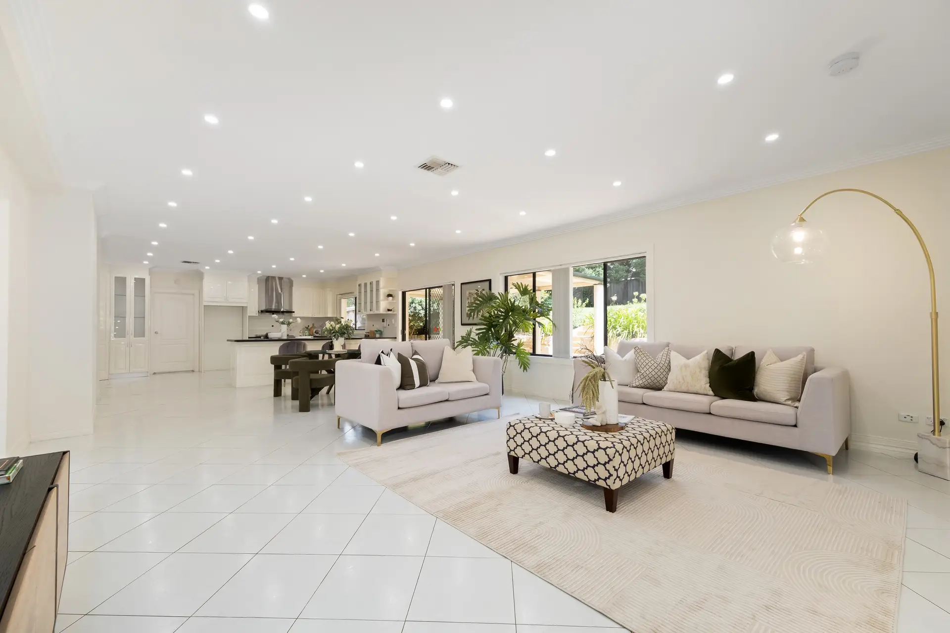 56 Peartree Circuit, West Pennant Hills Sold by Chan Yahl - image 5