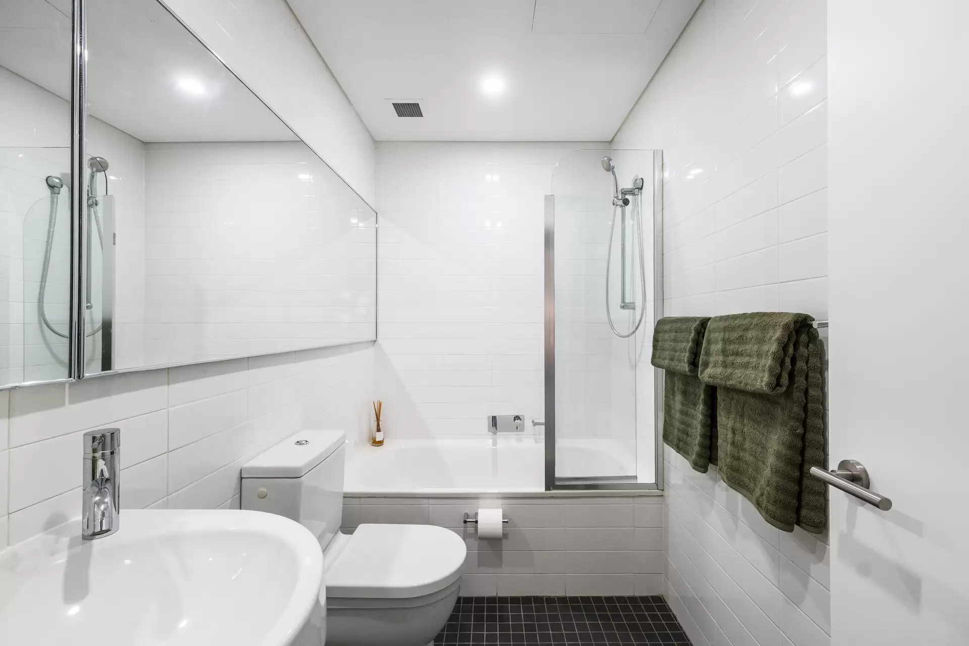 4/59 Darley Street, Mona Vale Sold by Chan Yahl - image 17