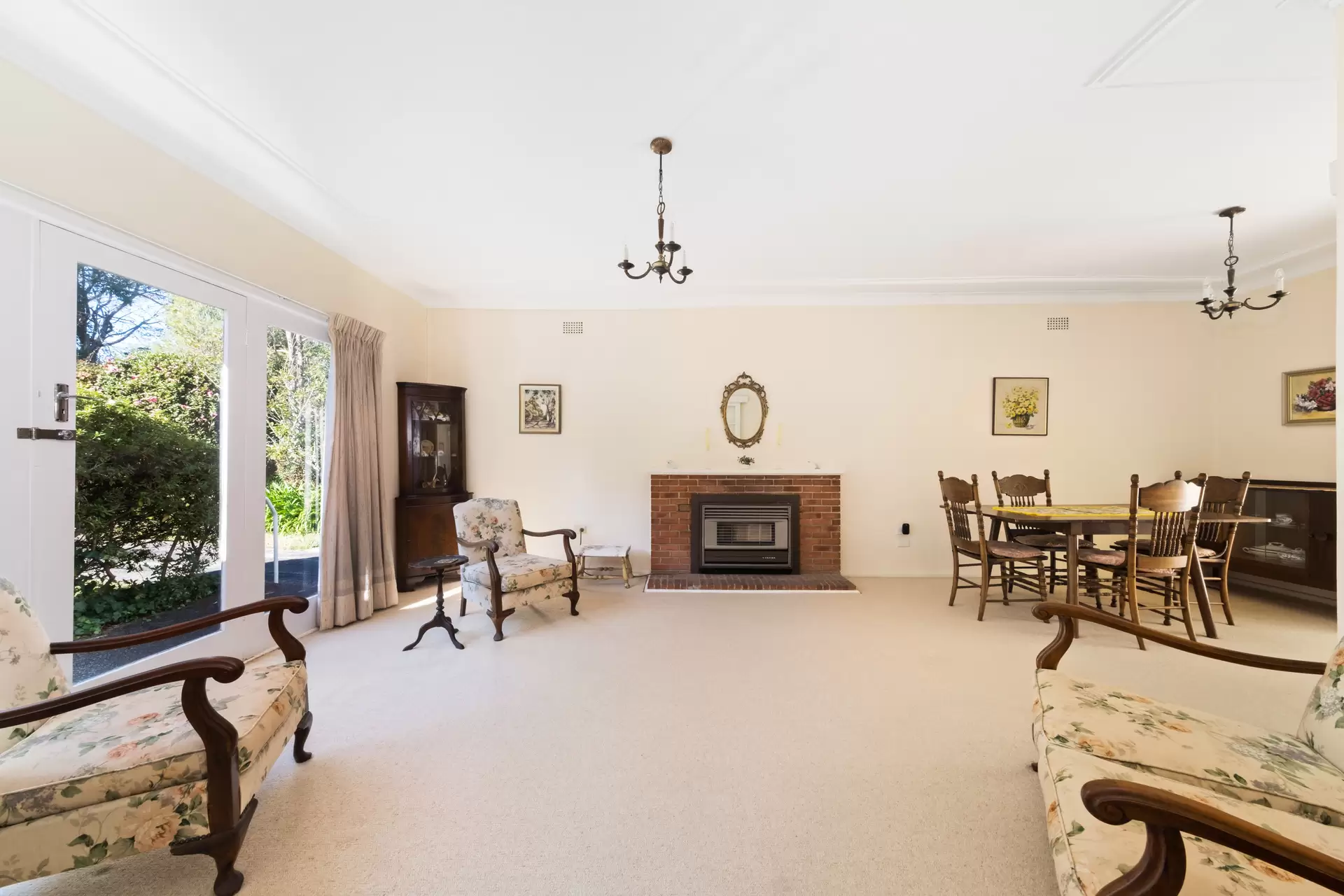 24 Warrimoo Ave, St Ives Sold by Chan Yahl - image 4