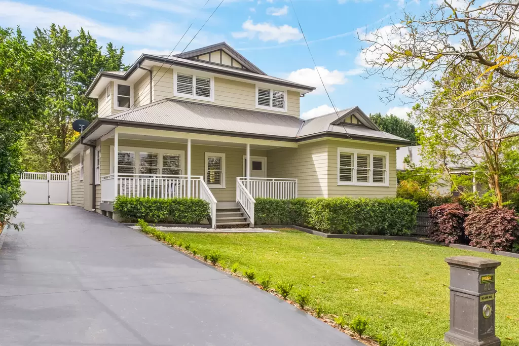 40 Spurwood Road, Turramurra Sold by Chan Yahl