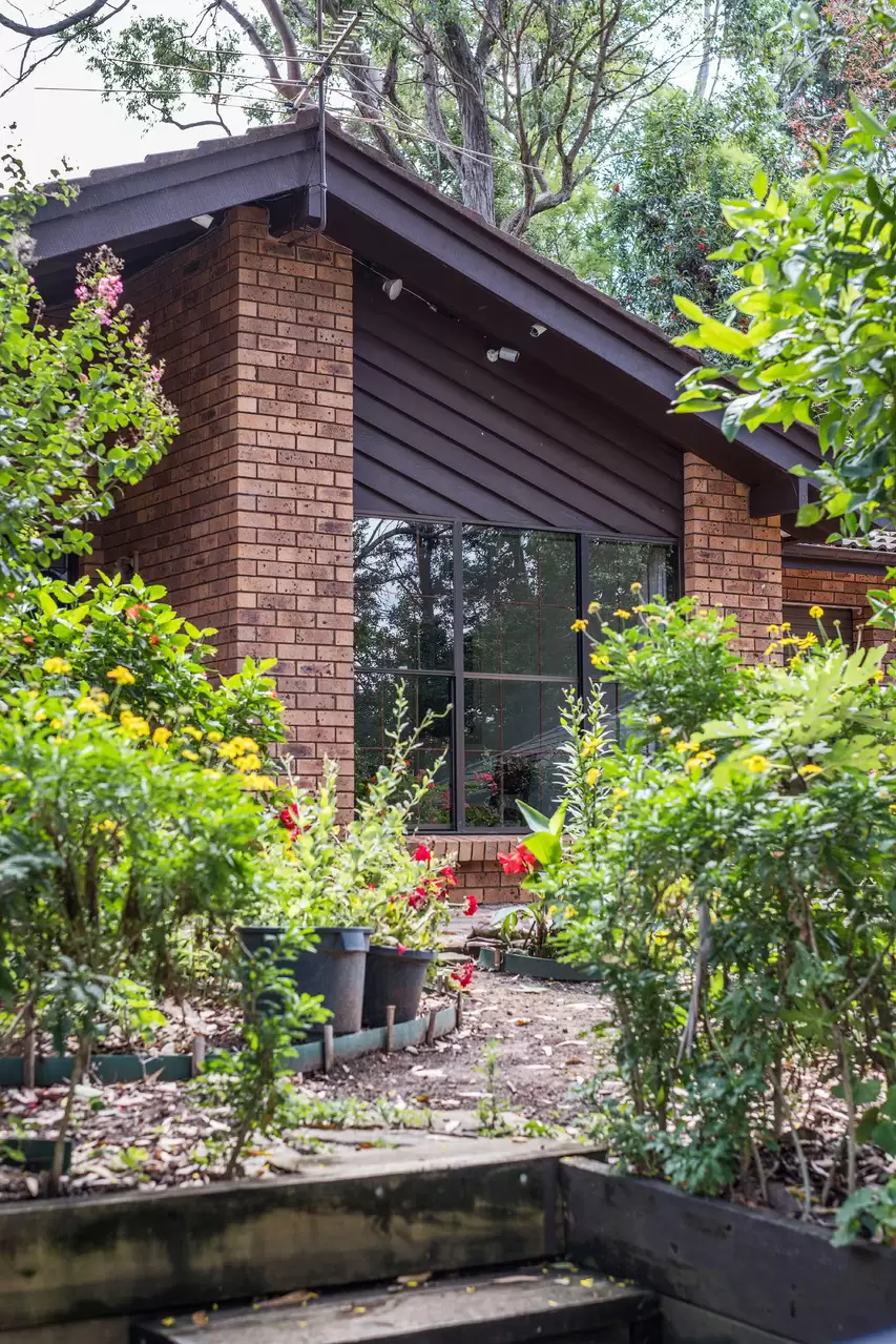 37 Catalpa Crescent, Turramurra Sold by Chan Yahl - image 5