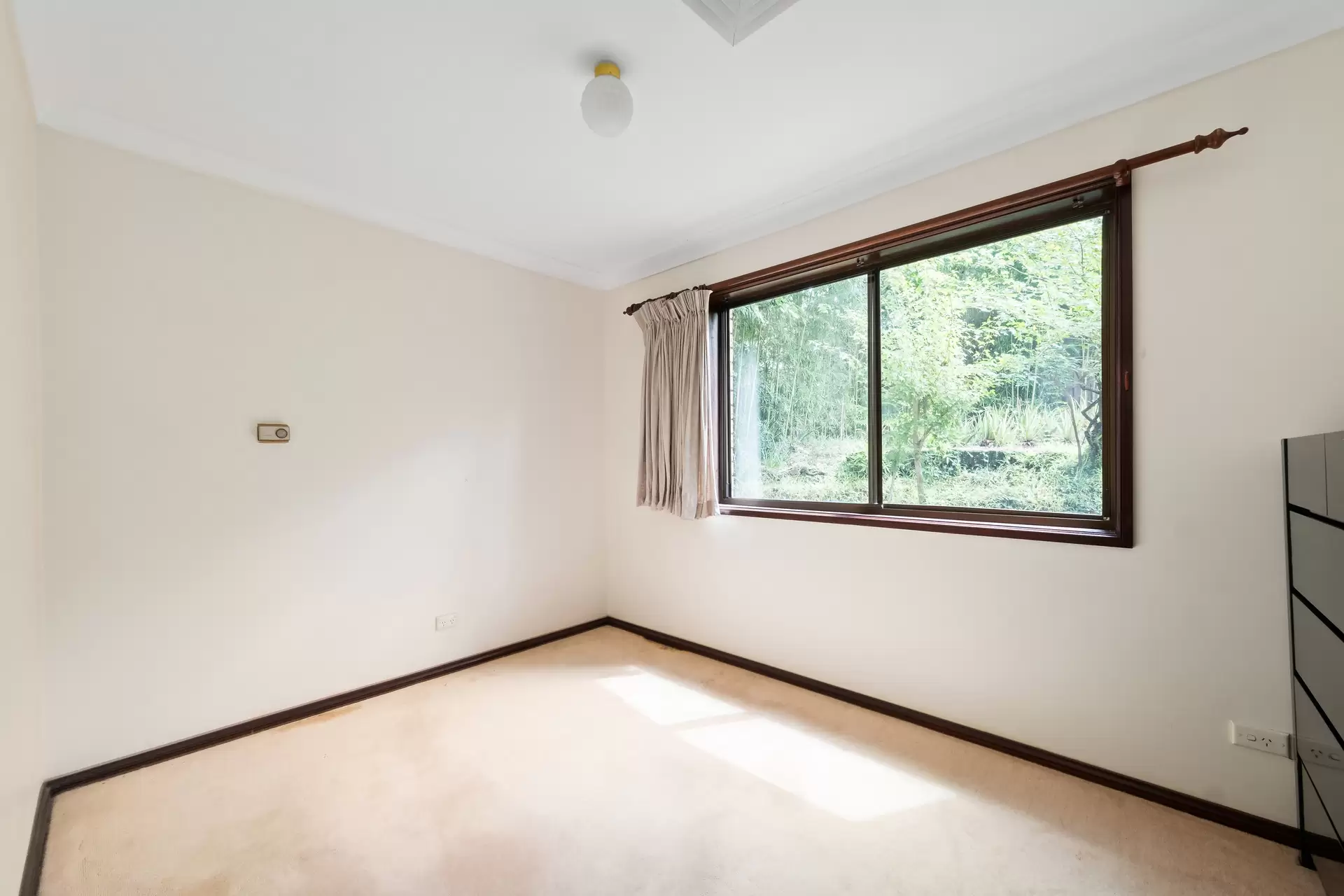 37 Catalpa Crescent, Turramurra Sold by Chan Yahl - image 13