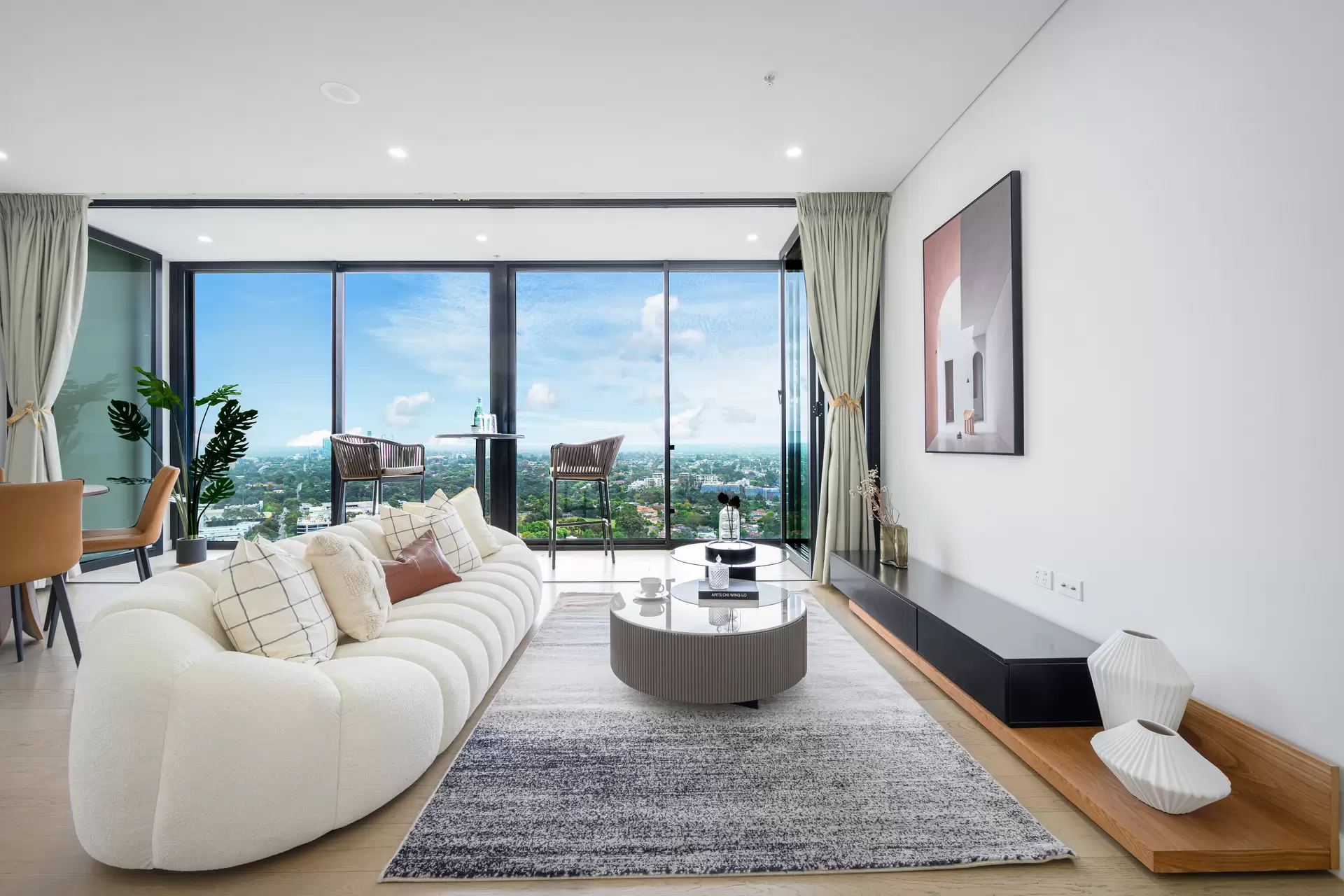 2610/10 Atchison Street, St Leonards Sold by Chan Yahl - image 5