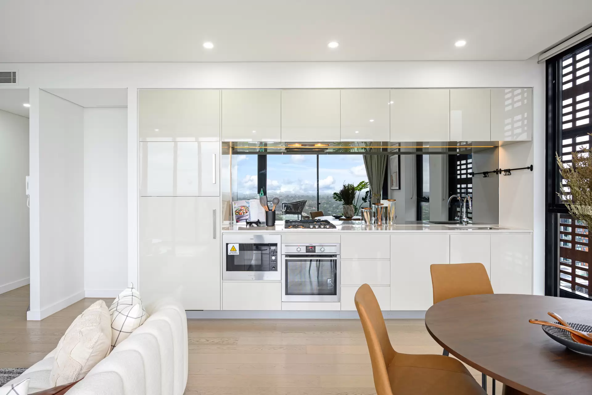 2610/10 Atchison Street, St Leonards Sold by Chan Yahl - image 3