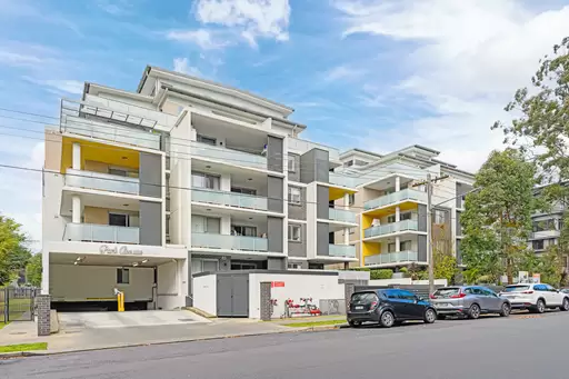 40/16-20 Park Avenue, Waitara Sold by Chan Yahl